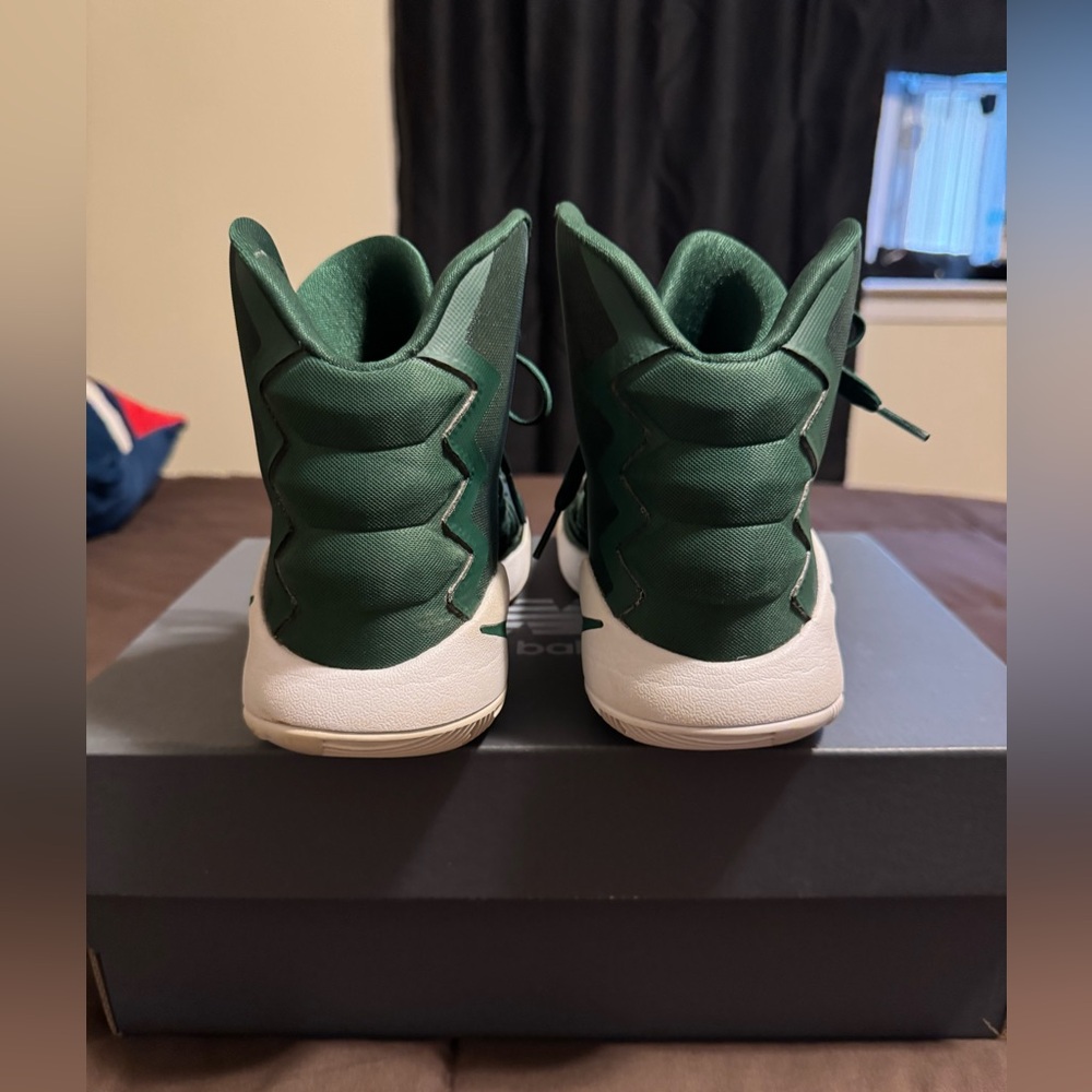 Nike Hyperdunk - image 3